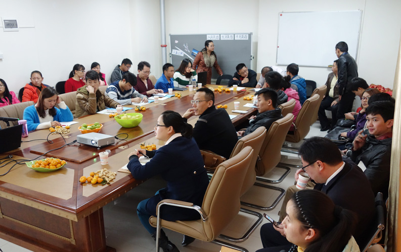 目前UWIN电竞客户沙龙已顺利举行4期，UWIN电竞将一直秉承全公益、净干货、不推销产品的理念，助力UWIN电竞新老客户开展网络营销和移动互联网营销。